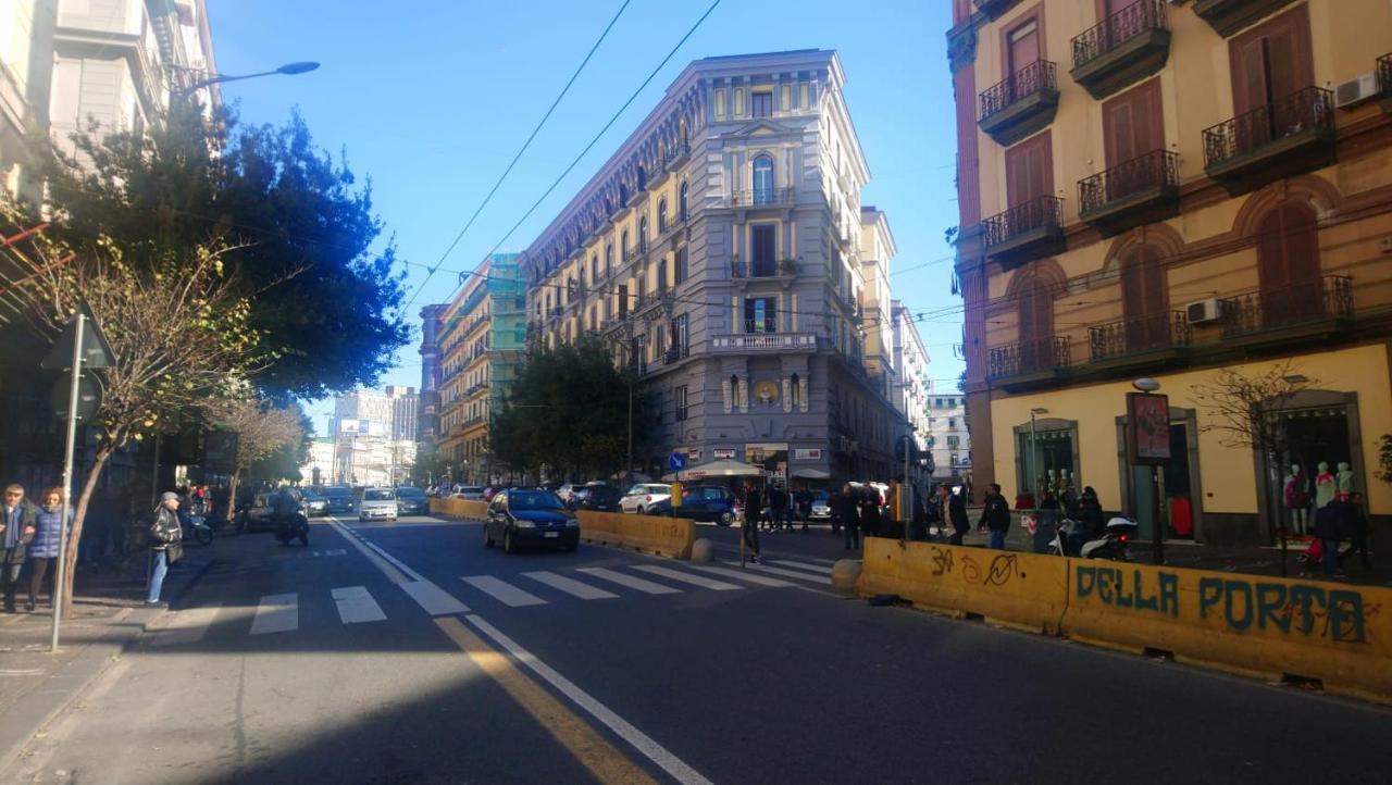 Soggiorno Napoletano Napoli Bagian luar foto